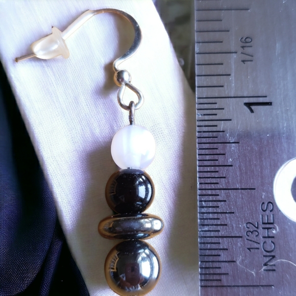 Beautiful Iridized Metal Hand Crafted Drop Earrings - Picture 6 of 7